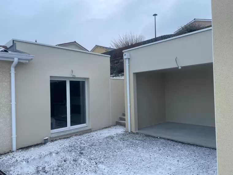 Réalisation d'un agrandissement et d'un pool house en toiture terrasse à Aveize, TB Maitrise d'œuvre