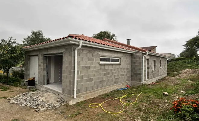 Construction d'une maison individuelle de style traditionnelle, Saint-Just-Saint-Rambert, TB Maitrise d'Oeuvre